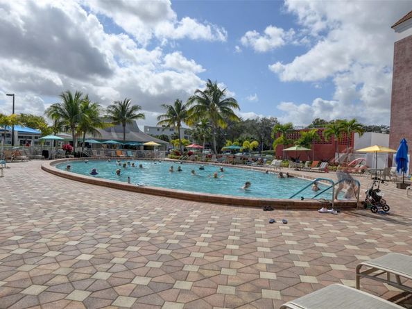 65 Westbury C 65, Deerfield Beach FL 33442