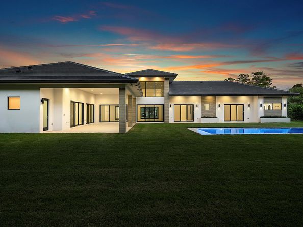 14817 Paddock Drive, Wellington FL 33414