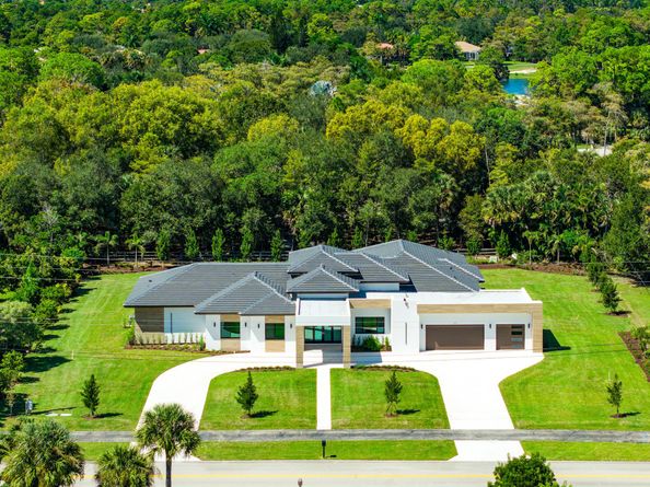 14817 Paddock Drive, Wellington FL 33414