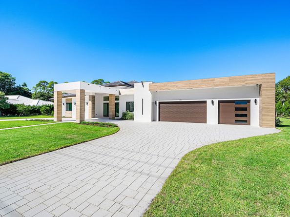 14817 Paddock Drive, Wellington FL 33414