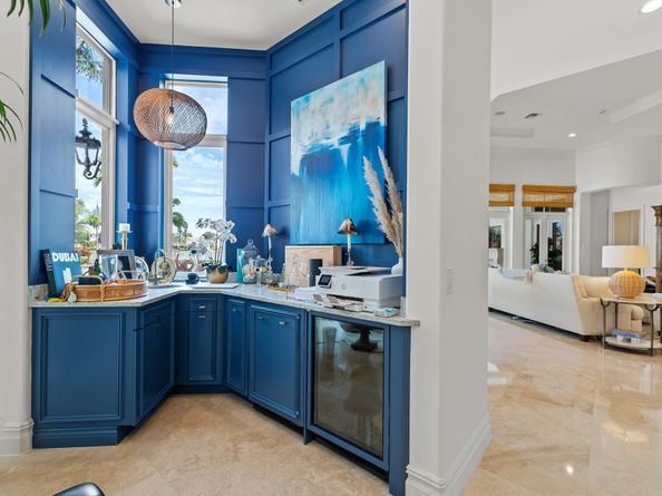678 Hermitage Circle, Palm Beach Gardens FL 33410