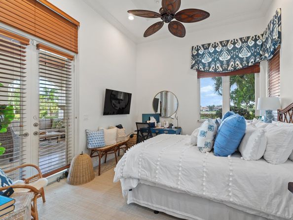 678 Hermitage Circle, Palm Beach Gardens FL 33410
