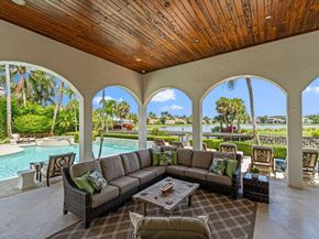 678 Hermitage Circle, Palm Beach Gardens FL 33410