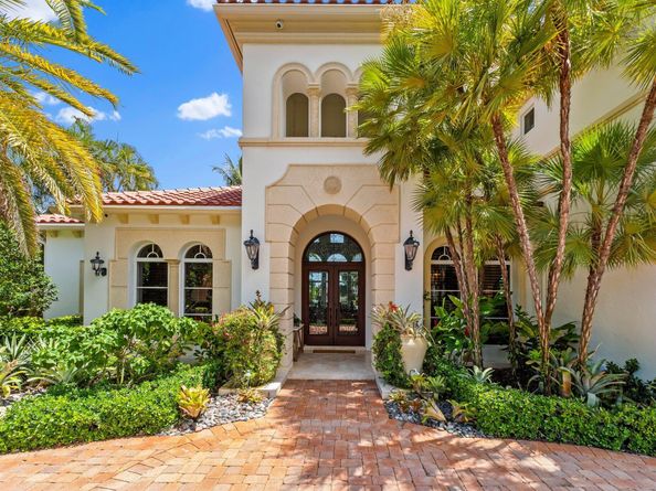 678 Hermitage Circle, Palm Beach Gardens FL 33410