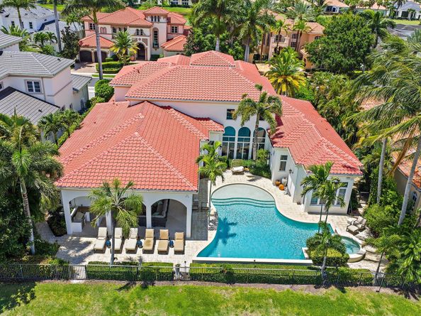 678 Hermitage Circle, Palm Beach Gardens FL 33410