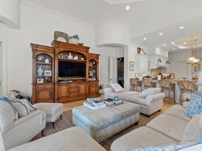 678 Hermitage Circle, Palm Beach Gardens FL 33410
