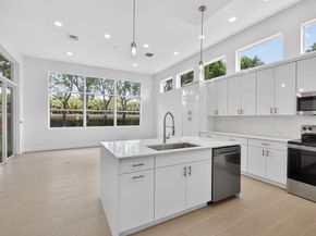 8873 Via Brilliante, Wellington FL 33411
