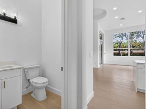 8873 Via Brilliante, Wellington FL 33411