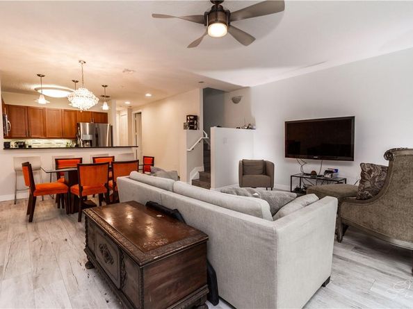 1301 SW 4th St 1301, Fort Lauderdale FL 33312