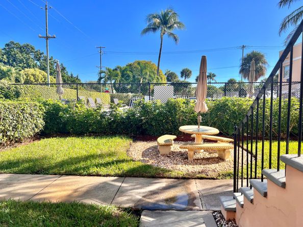 101 S Golfview Road 1, Lake Worth Beach FL 33460