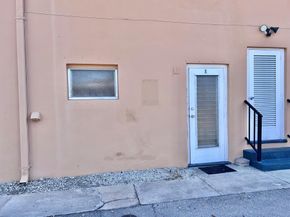 101 S Golfview Road 1, Lake Worth Beach FL 33460