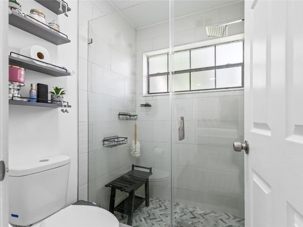 1672 Cypress Pointe Dr 1A, Coral Springs FL 33071