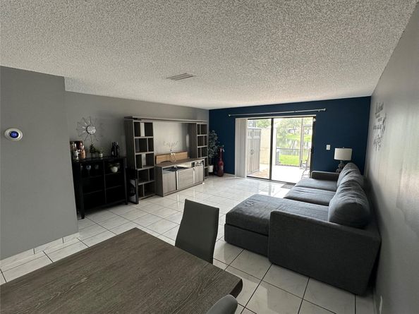 Undisclosed Address #FX-10507466, Pembroke Pines FL 33024