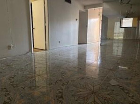 8380 Lagos De Campo Blvd 110, Tamarac FL 33321