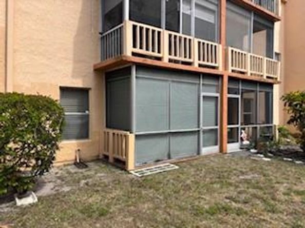 8380 Lagos De Campo Blvd 110, Tamarac FL 33321
