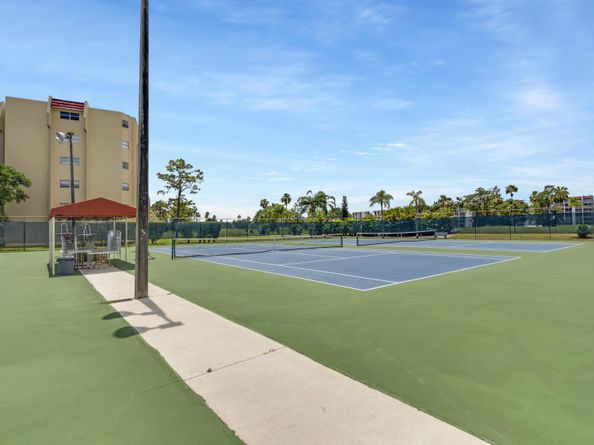 3755 Via Poinciana 203, Lake Worth FL 33467