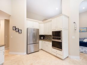 11430 NW 18th St, Plantation FL 33323