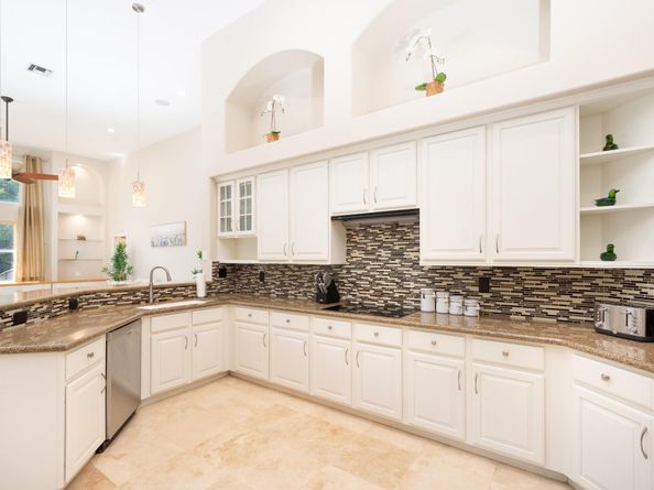 11430 NW 18th St, Plantation FL 33323