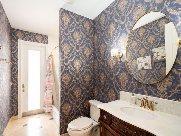 11430 NW 18th St, Plantation FL 33323