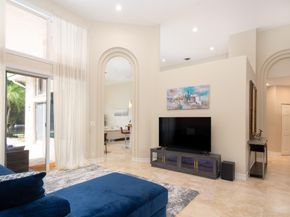 11430 NW 18th St, Plantation FL 33323