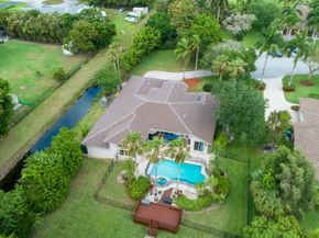 11430 NW 18th St, Plantation FL 33323