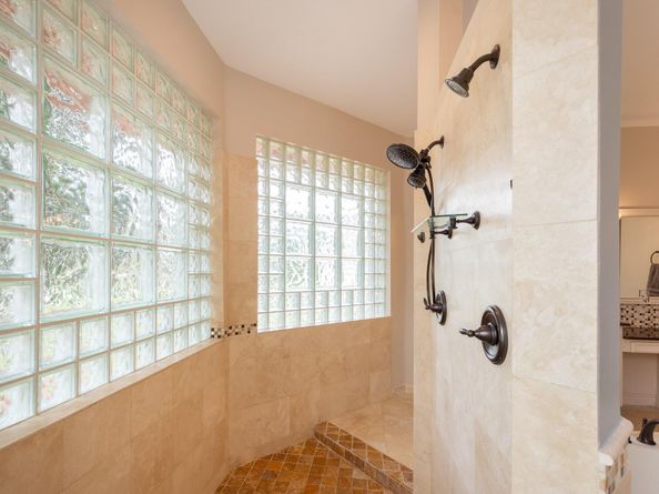 11430 NW 18th St, Plantation FL 33323