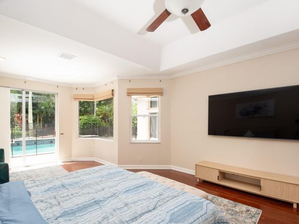 11430 NW 18th St, Plantation FL 33323