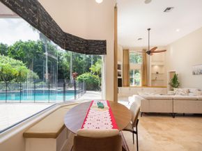 11430 NW 18th St, Plantation FL 33323