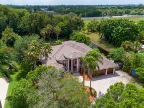 11430 NW 18th St, Plantation FL 33323