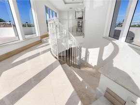1525 N Fort Lauderdale Beach Blvd, Fort Lauderdale FL 33304