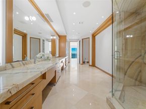1525 N Fort Lauderdale Beach Blvd, Fort Lauderdale FL 33304