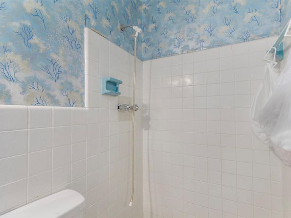 2748 NW 35th Ter, Lauderdale Lakes FL 33311