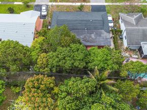 2748 NW 35th Ter, Lauderdale Lakes FL 33311