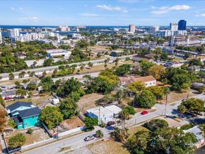 1504 N Sapodilla Avenue, West Palm Beach FL 33401