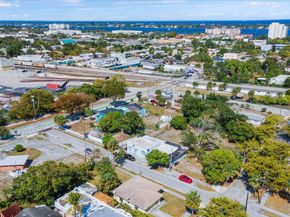 1504 N Sapodilla Avenue, West Palm Beach FL 33401