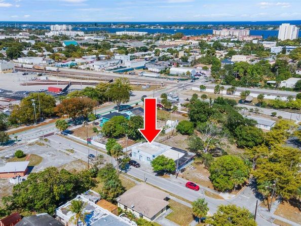1504 N Sapodilla Avenue, West Palm Beach FL 33401