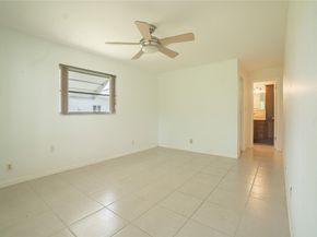 1401 SW 17th Ave, Boynton Beach FL 33426
