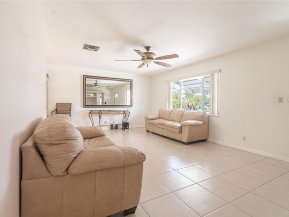 1401 SW 17th Ave, Boynton Beach FL 33426