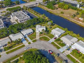 1401 SW 17th Ave, Boynton Beach FL 33426