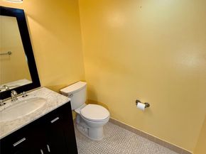 5550 NW 44 St 212B, Lauderhill FL 33319