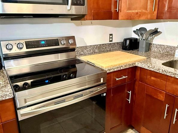 5550 NW 44 St 212B, Lauderhill FL 33319