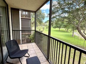 5550 NW 44 St 212B, Lauderhill FL 33319