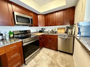 5550 NW 44 St 212B, Lauderhill FL 33319