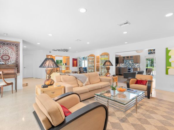 2809 NE 25 St, Fort Lauderdale FL 33305
