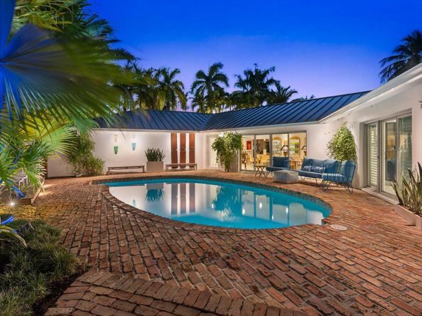 2809 NE 25 St, Fort Lauderdale FL 33305