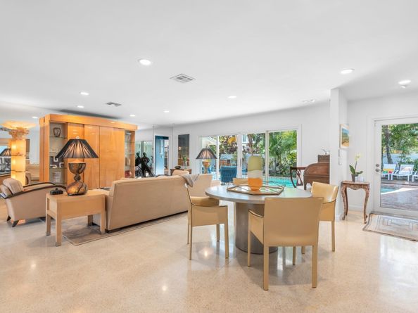 2809 NE 25 St, Fort Lauderdale FL 33305
