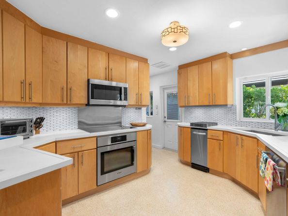 2809 NE 25 St, Fort Lauderdale FL 33305