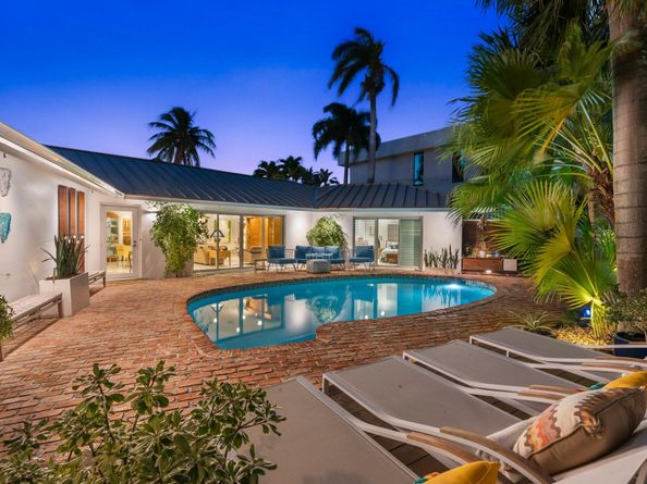 2809 NE 25 St, Fort Lauderdale FL 33305
