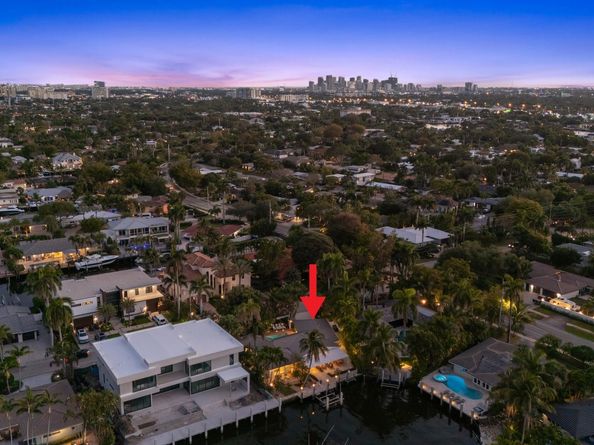 2809 NE 25 St, Fort Lauderdale FL 33305