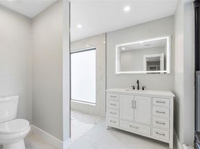 1024 NW 83rd Dr, Coral Springs FL 33071